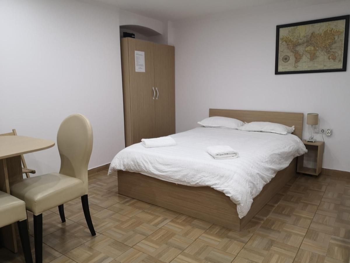 Casa Rezidentiala Aria Διαμέρισμα Κλουζ-Ναπόκα Εξωτερικό φωτογραφία