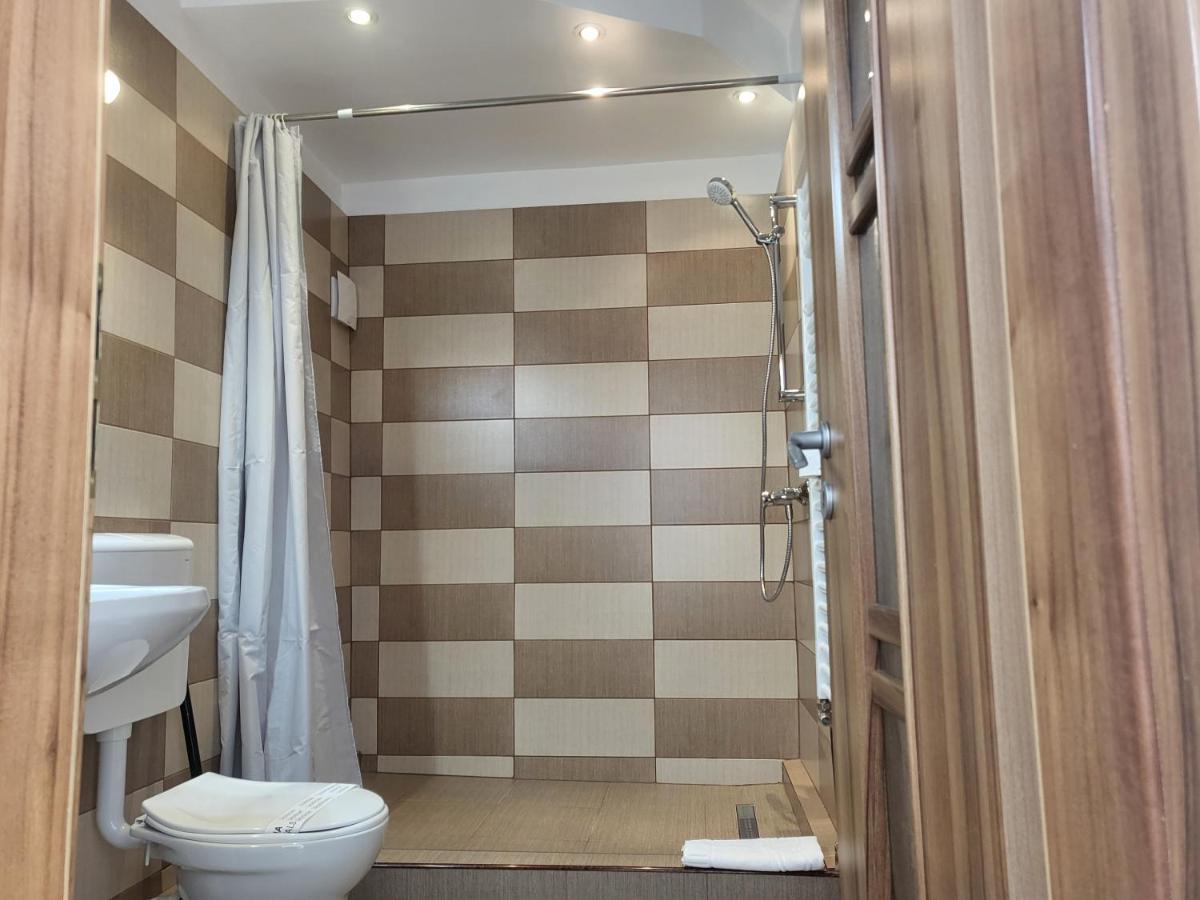 Casa Rezidentiala Aria Διαμέρισμα Κλουζ-Ναπόκα Εξωτερικό φωτογραφία