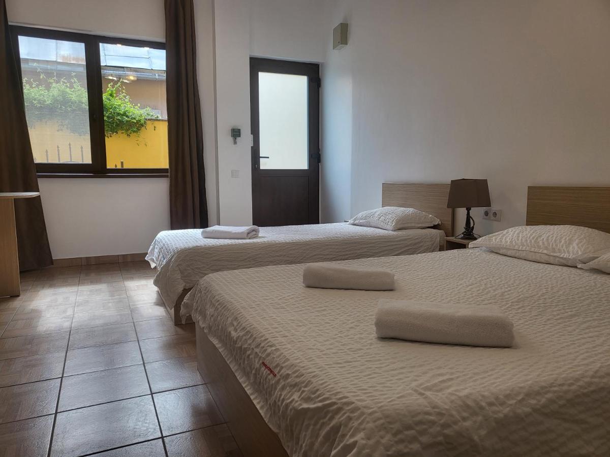 Casa Rezidentiala Aria Διαμέρισμα Κλουζ-Ναπόκα Εξωτερικό φωτογραφία
