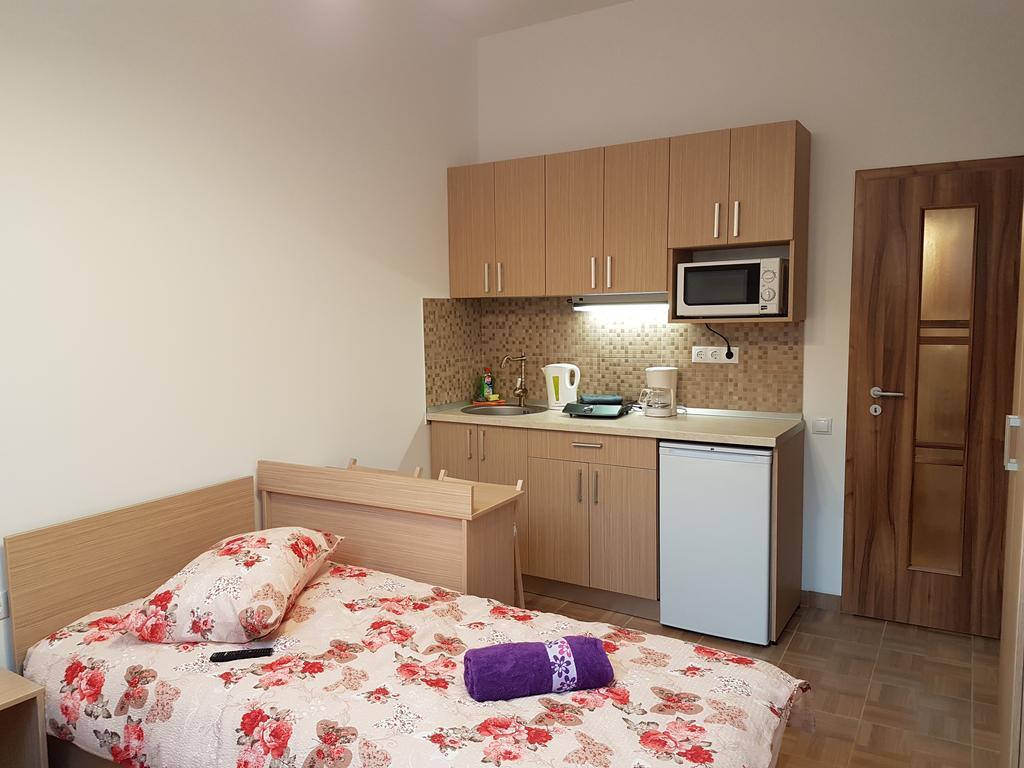 Casa Rezidentiala Aria Διαμέρισμα Κλουζ-Ναπόκα Εξωτερικό φωτογραφία