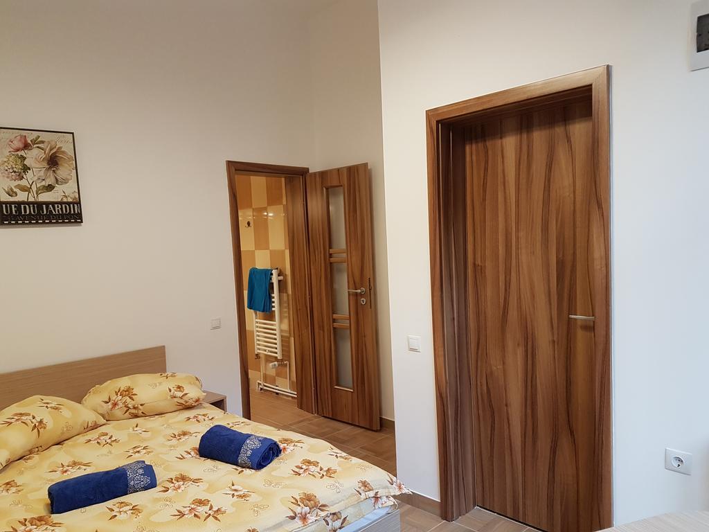 Casa Rezidentiala Aria Διαμέρισμα Κλουζ-Ναπόκα Εξωτερικό φωτογραφία
