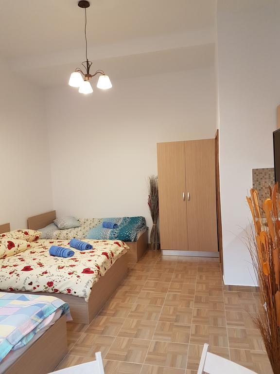 Casa Rezidentiala Aria Διαμέρισμα Κλουζ-Ναπόκα Εξωτερικό φωτογραφία